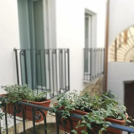 La Tana Nel Borgo Nascosto - Monolocale Openspace Apartmán *