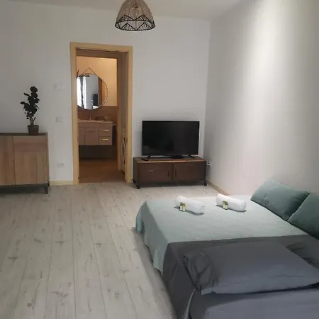 La Tana Nel Borgo Nascosto - Monolocale Openspace Appartement Raffa